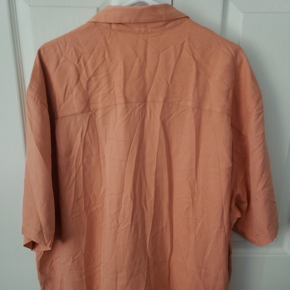 Mens Tommy Bahama XLX Peach shirt - Picture 2 of 4